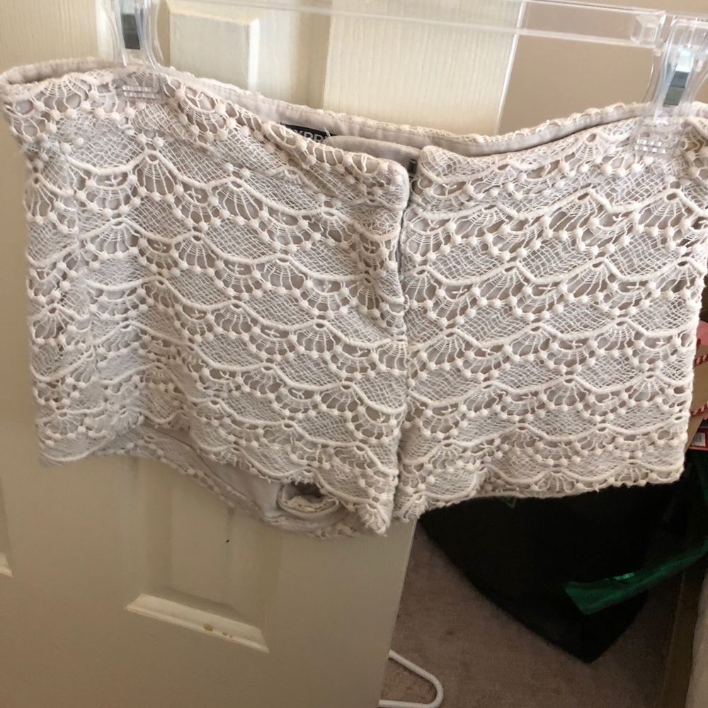 Lace shorts sz 4.